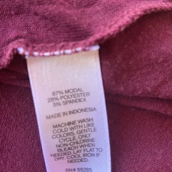 Express One Eleven Maroon 3/4 Sleeve Tunic oversized Blouse - Picture 4 of 4